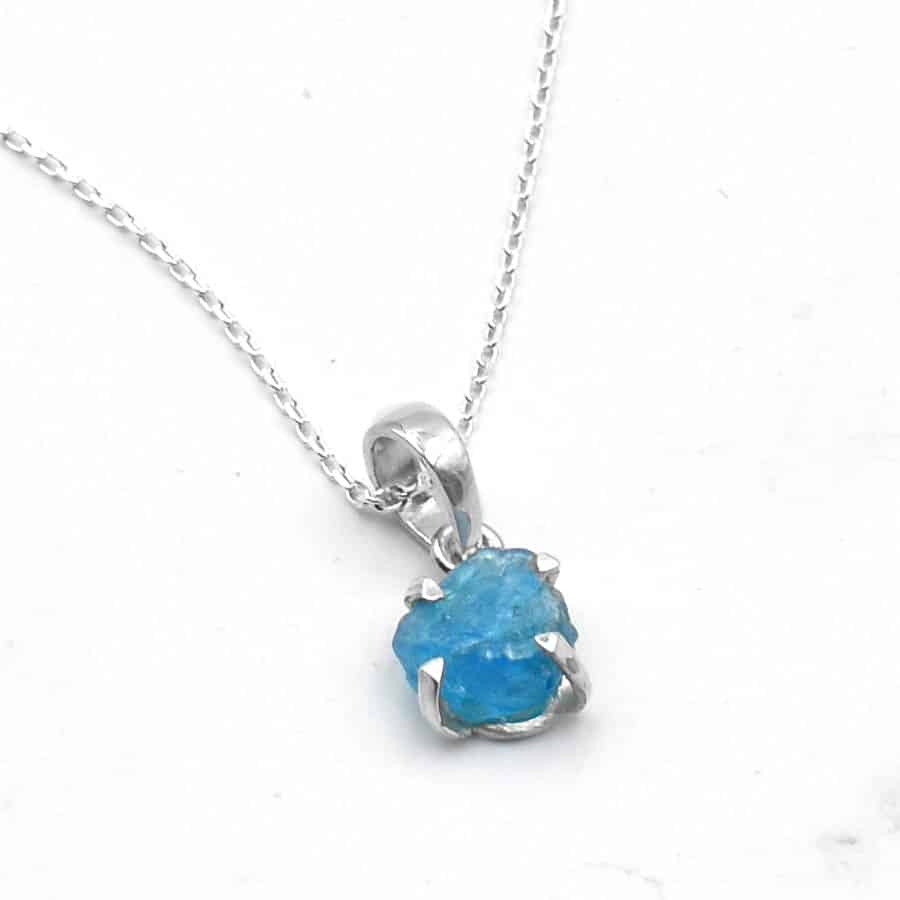 Sterling Silver Necklace Apatire Raw
