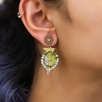 Boucles-d'Oreilles-pour-Femme-Iris-Ayala-Bar-Bijoux-L'Inédit